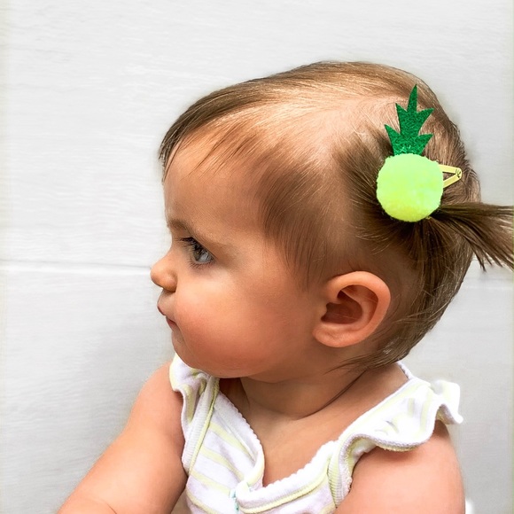 Pineapple Pom Pom Hair clips - Picture 3 of 3
